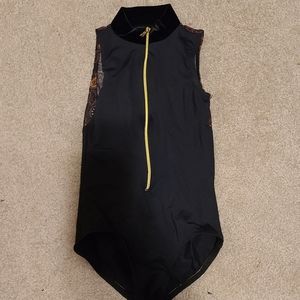 Ainsley wear bodysuit Child Sm